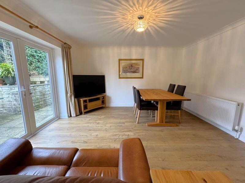 Additional image 7 of CAULDRON BARN ROAD - IMMACULATE 3 BEDROOM DETACHED HOME