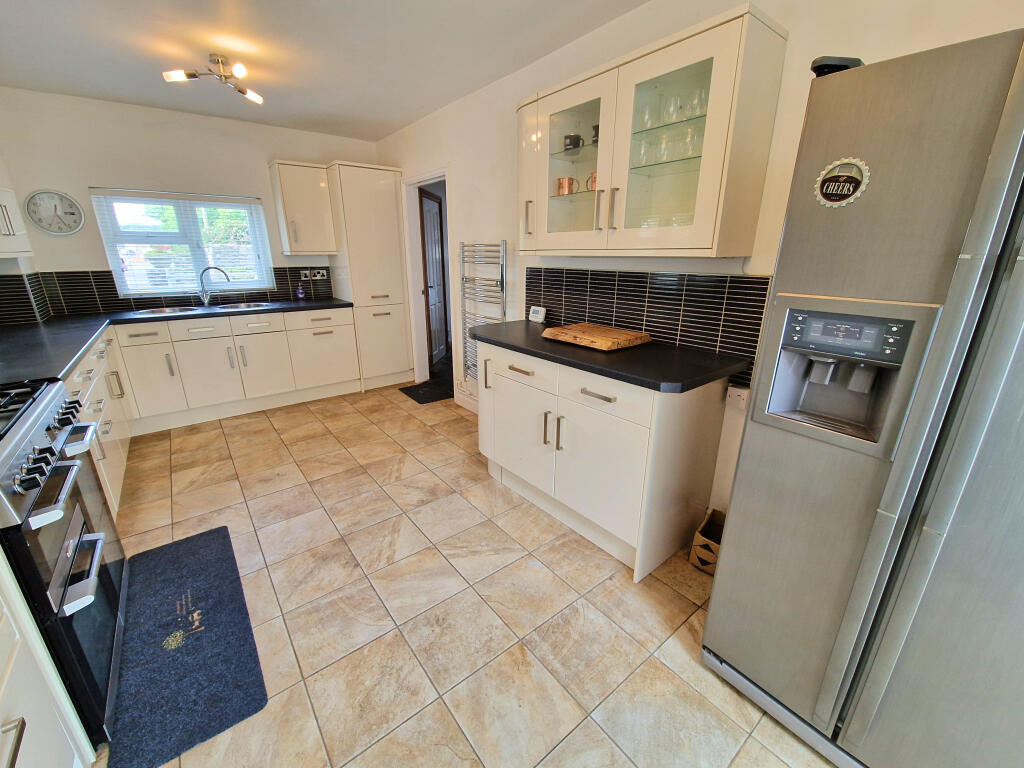Additional image 9 of THE GATE HOUSE TY MAEN, PORTHCAWL ROAD, SOUTH CORNELLY, CF33 4RE