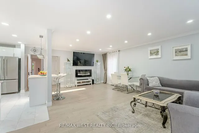 Additional image 3 of 12 Gordon Park Dr