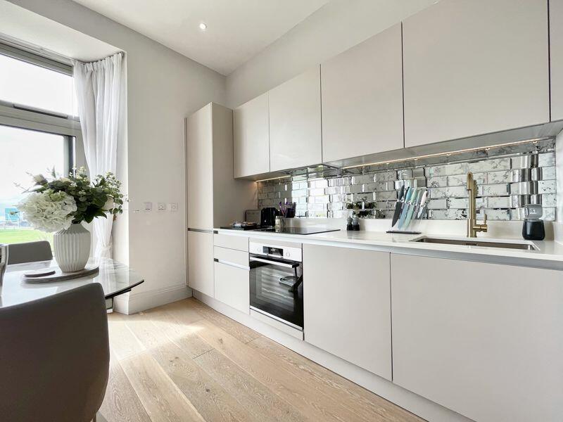 Additional image 7 of 15 The Rest, Rest Bay, Porthcawl, CF36 3UP