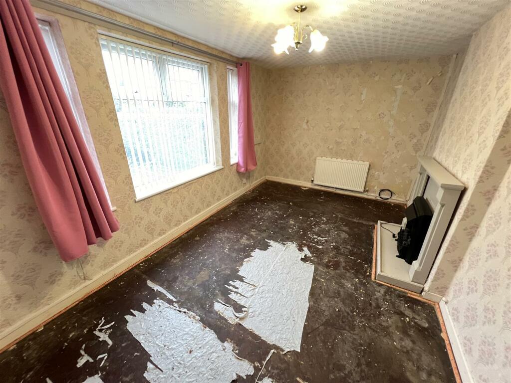 Additional image 27 of Somerset Road, Pensby, Wirral