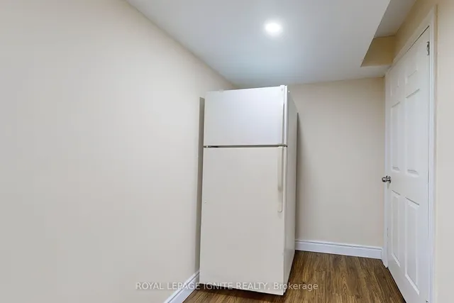 Additional image 23 of 141 PONYMEADOW Terr