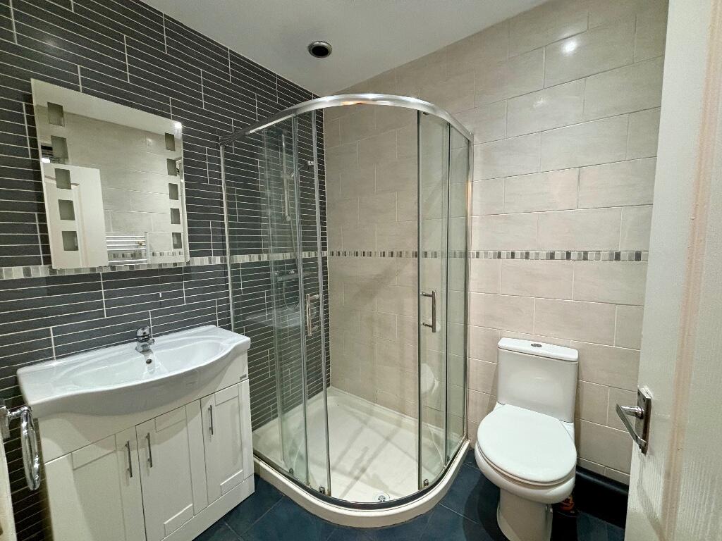 Additional image 11 of Hilbre Road, CH48