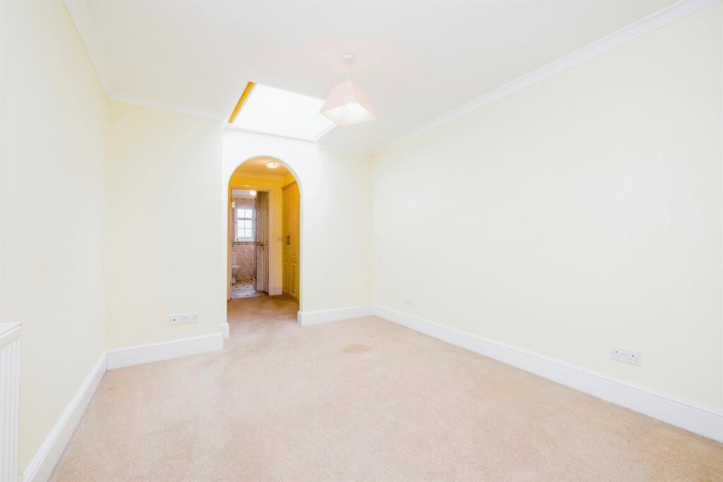 Additional image 18 of High Street, Cowbridge