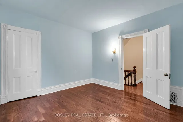 Additional image 12 of 133 Carlaw Ave