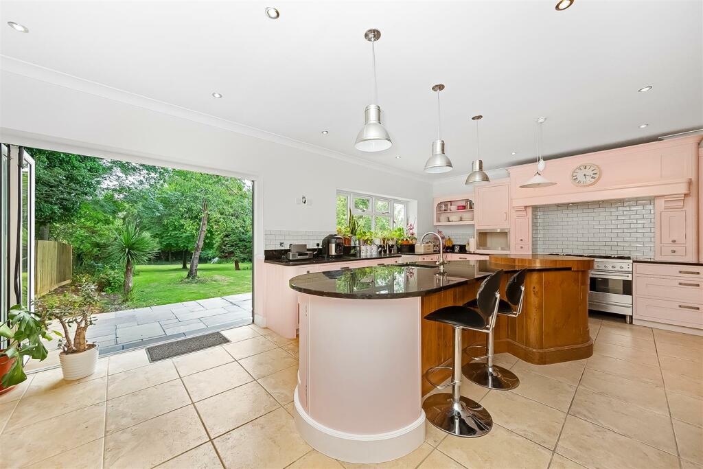 Additional image 6 of Elwill Way, Beckenham