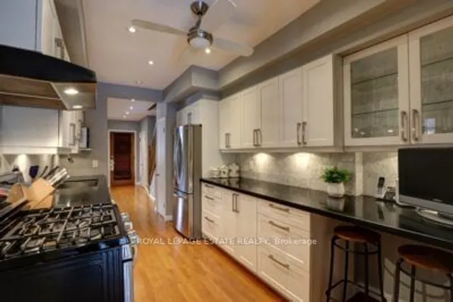 Additional image 8 of 202 Bingham Ave