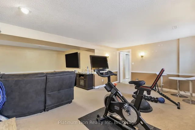 Additional image 22 of 231 Freelton Rd