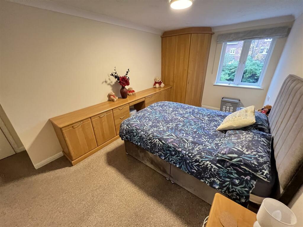 Additional image 12 of Telegraph Road, Heswall, Wirral