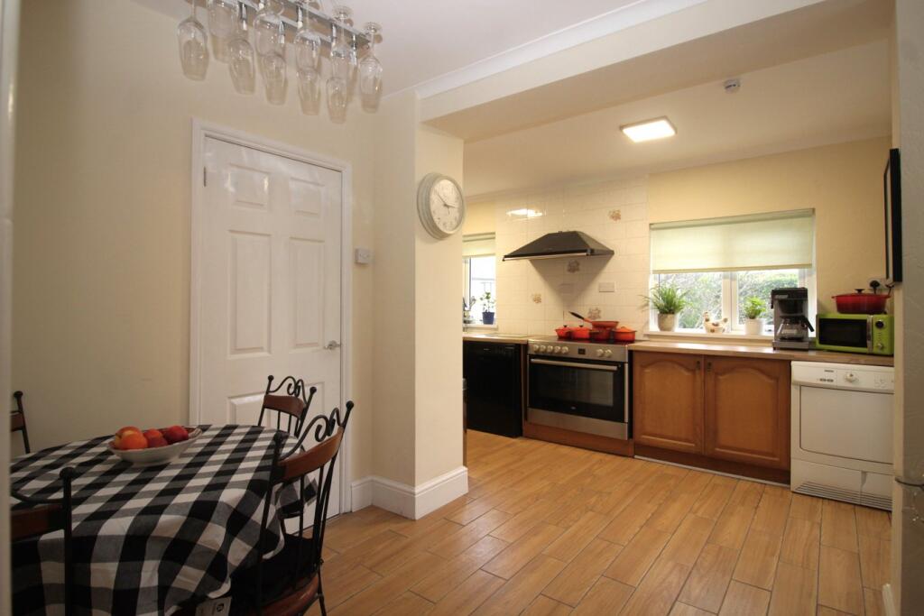 Additional image 7 of Stallcourt Avenue, Llantwit Major, CF61