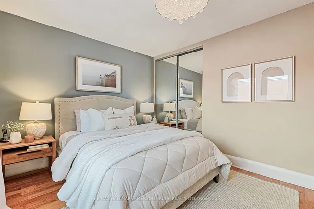 Additional image 19 of 158 Roslin Ave