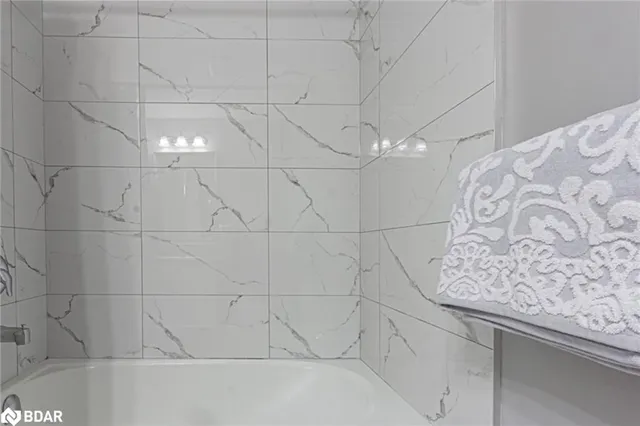 Additional image 32 of 1276 Baseline Rd Rd