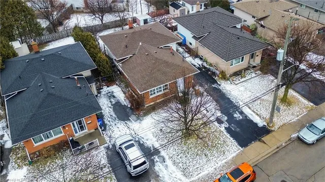 Additional image 47 of 15 Queensbury Dr