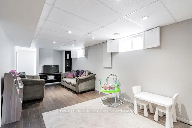 Additional image 34 of 31 Serafino Crt