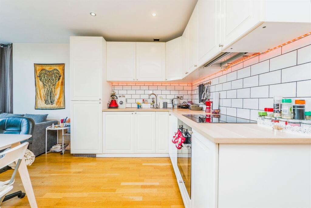 Additional image 7 of Bute Terrace, Cardiff