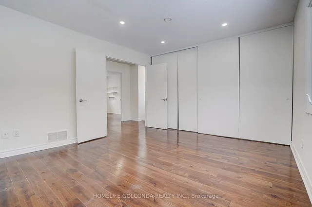 Additional image 18 of 38 Applegate Cres