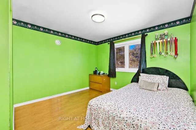 Additional image 10 of 84 John Tabor Tr