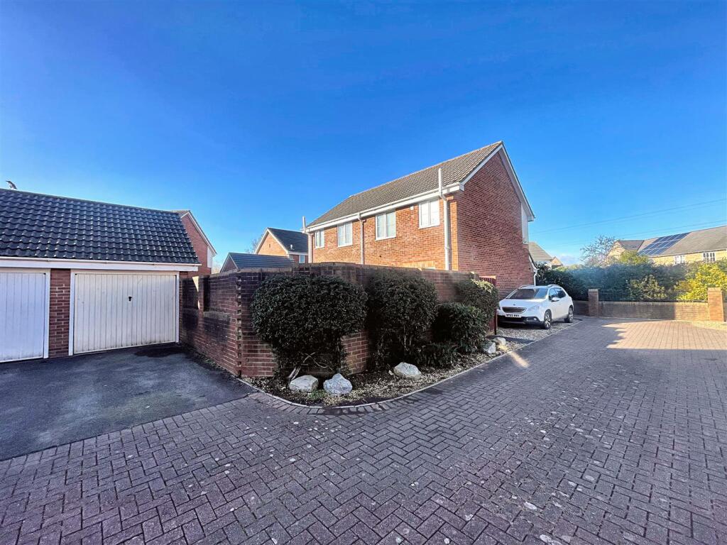 Additional image 13 of Sutton Close, Locking Castle, Weston super Mare