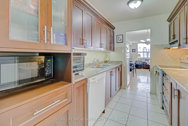 Additional image 12 of 10 Tobermory Dr Unit 1006