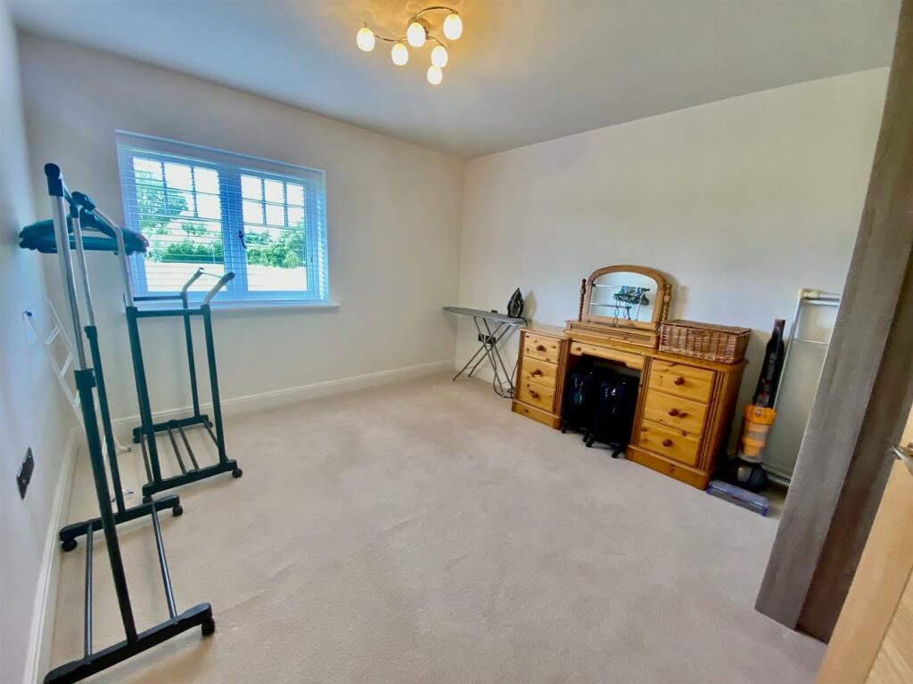 Additional image 15 of Belgrave Garden Mews, Pulford, Chester