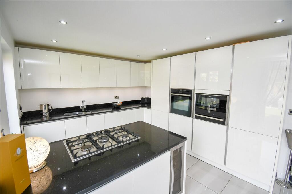 Additional image 8 of Hulme Close, Bromborough, Wirral