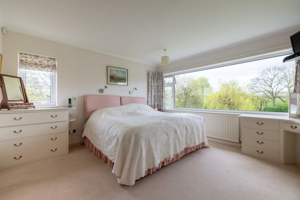 Additional image 16 of Hadlow Road, Willaston, Neston