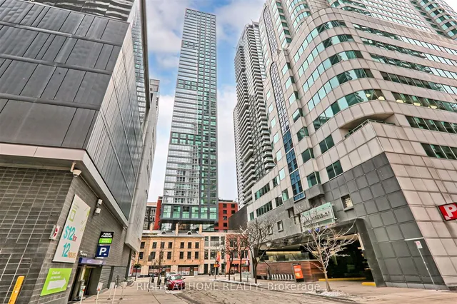 Additional image 13 of 327 King St Unit 1307