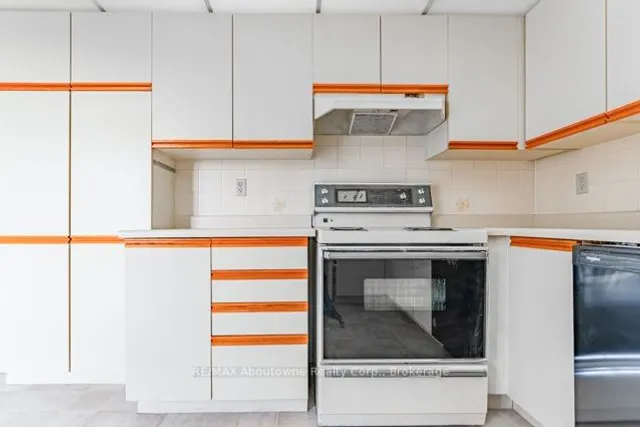 Additional image 26 of 5080 Pinedale Ave Unit 1209