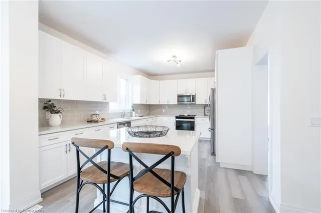 Additional image 10 of 45 Great Falls Blvd