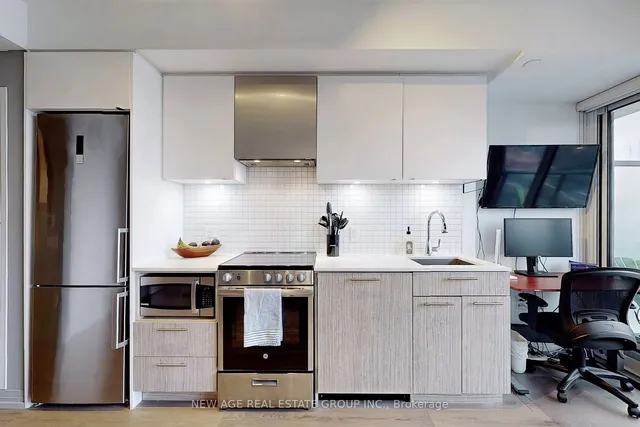 Additional image 11 of 251 Jarvis St Unit 4807