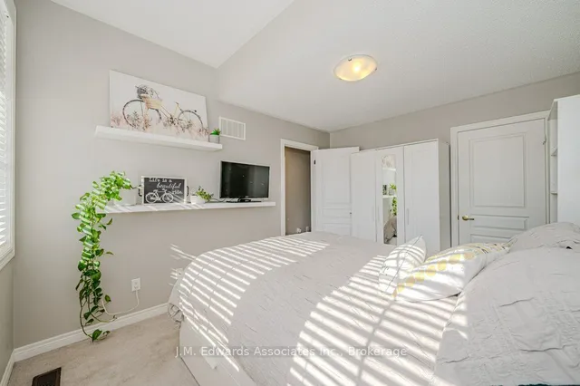 Additional image 38 of 139 Humphrey St