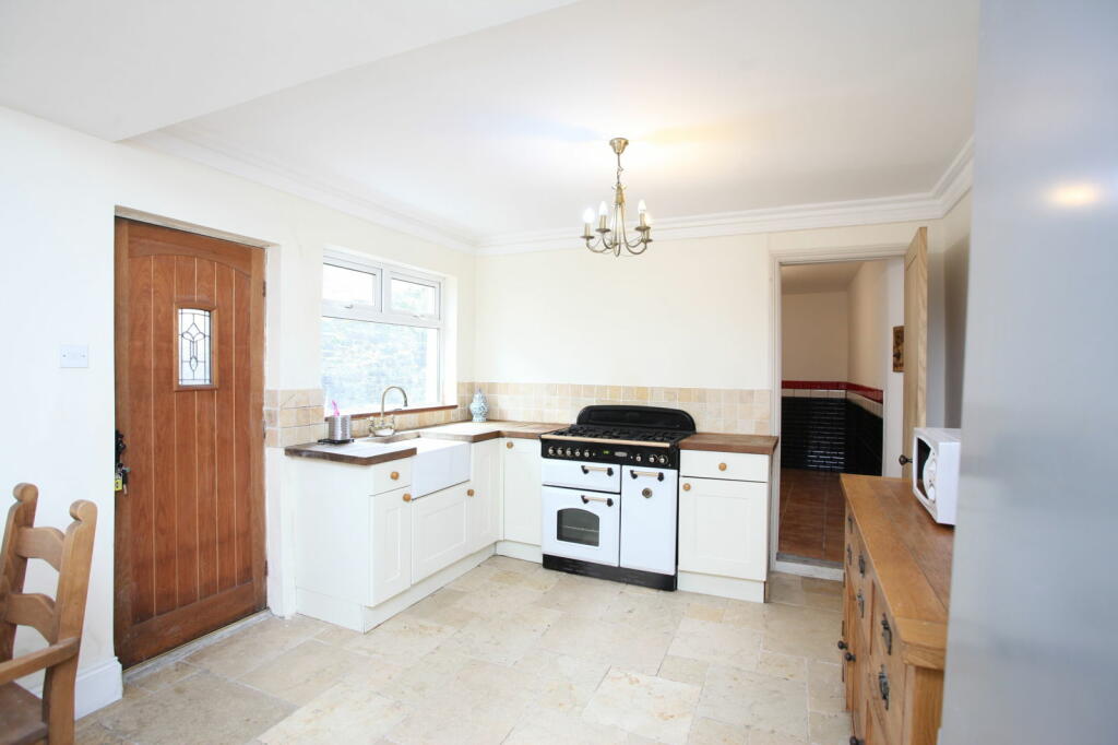 Additional image 10 of Berw Road, Pontypridd, CF37 2AA