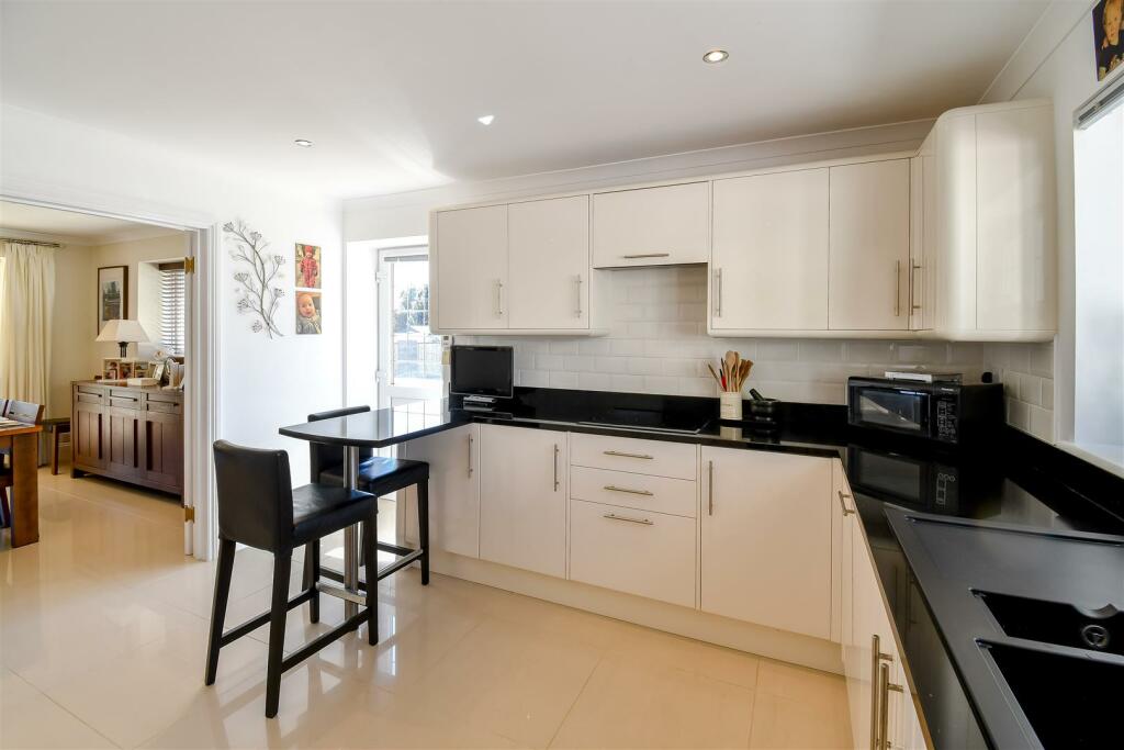 Additional image 28 of Beach Road, Swanbridge, Penarth