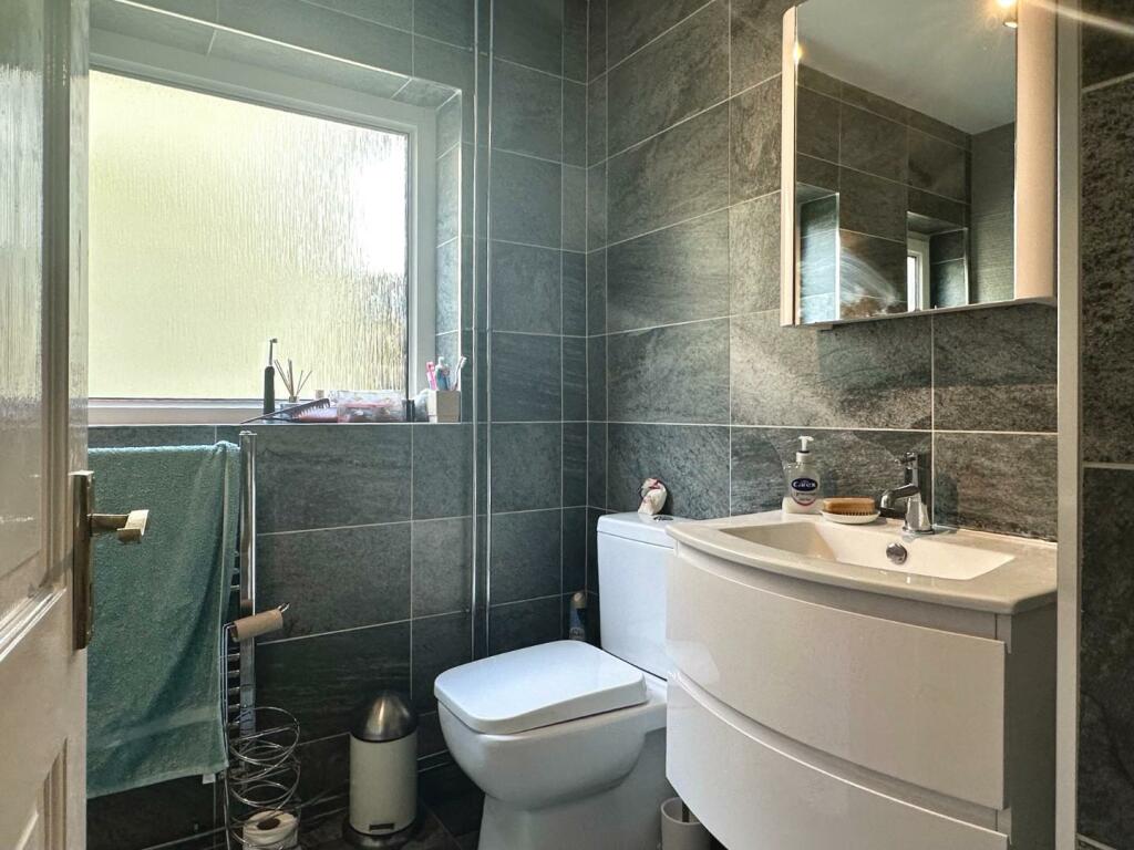 Additional image 16 of Caynham Avenue, Penarth