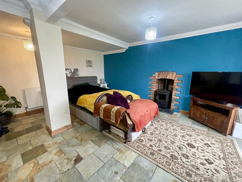 Additional image 22 of Victoria Park Road, Barry