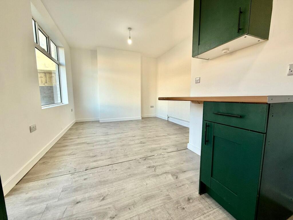 Additional image 5 of Hoylake Road, BIRKENHEAD, CH41