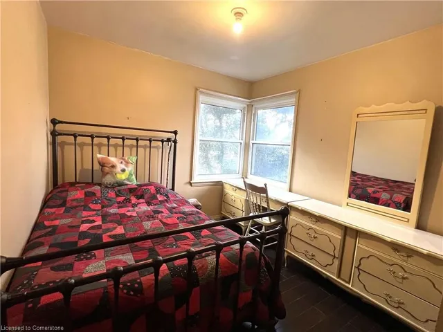 Additional image 12 of 258 Brucedale Ave