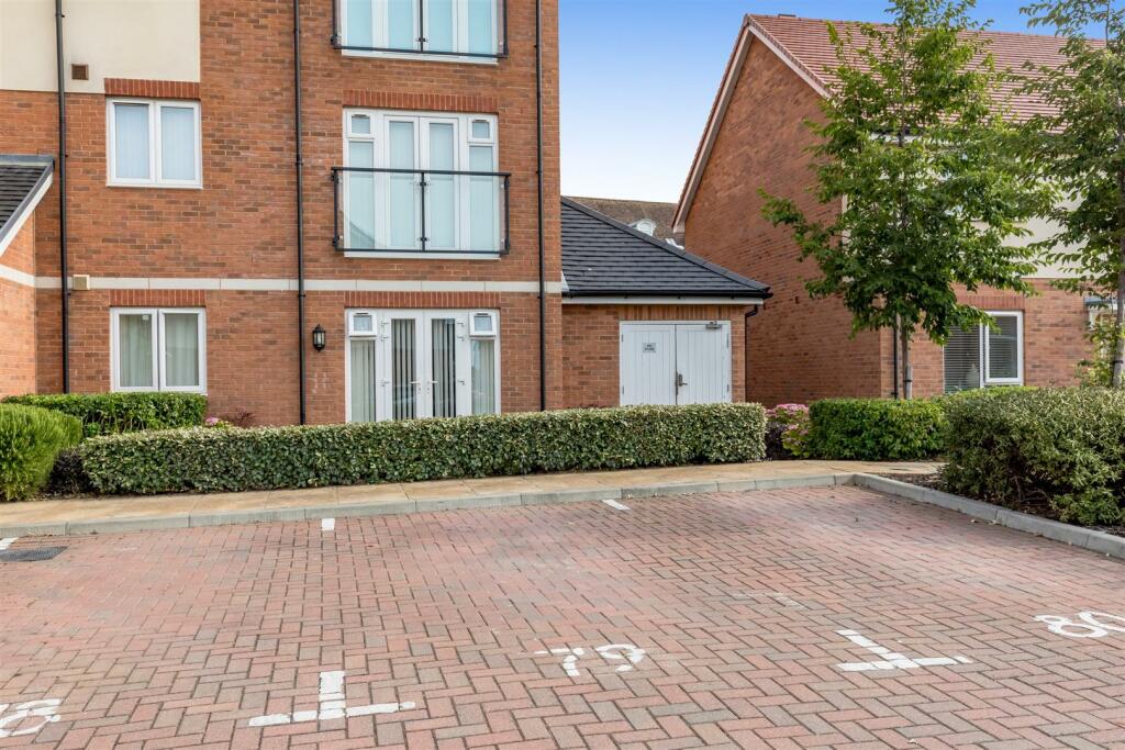 Additional image 13 of Lyndhurst House, Monarch Way, Shoreham-By-Sea