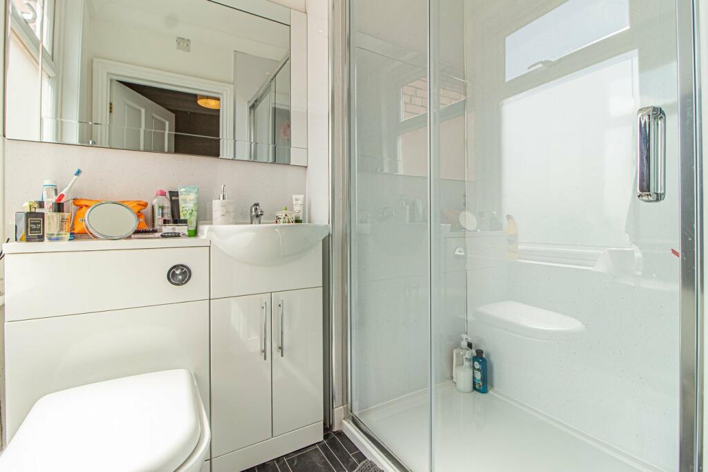 Additional image 21 of Llantrisant Road, Pontyclun, CF72