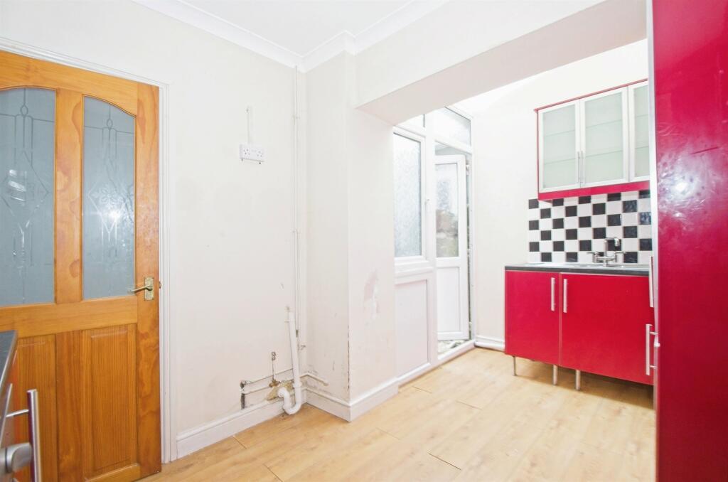 Additional image 13 of The Parade, Ferndale