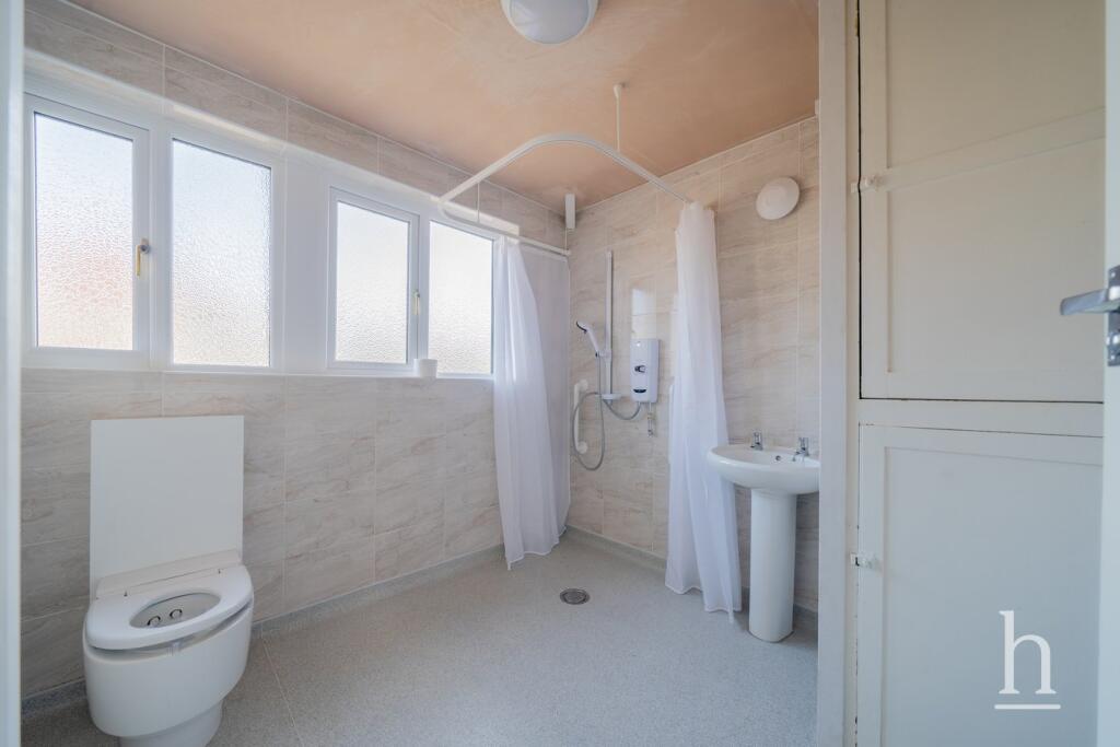 Additional image 10 of Warwick Road, Upton, CH49