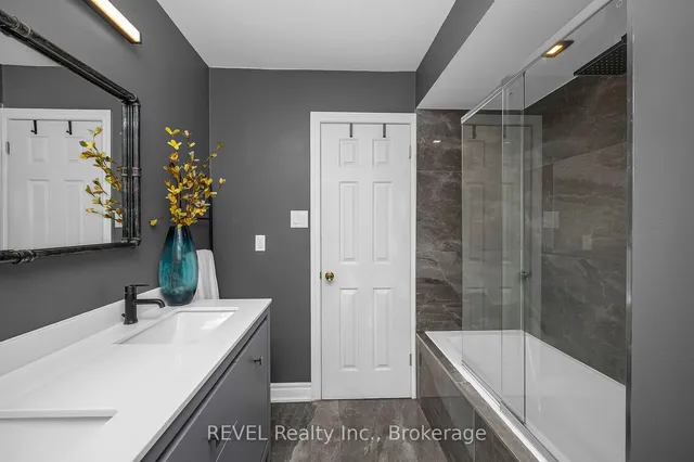 Additional image 15 of 3330 Bristol Dr