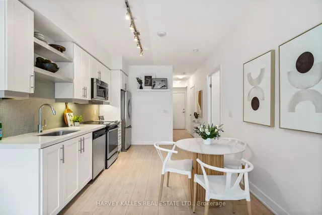 Additional image 18 of 525 Adelaide St Unit 209