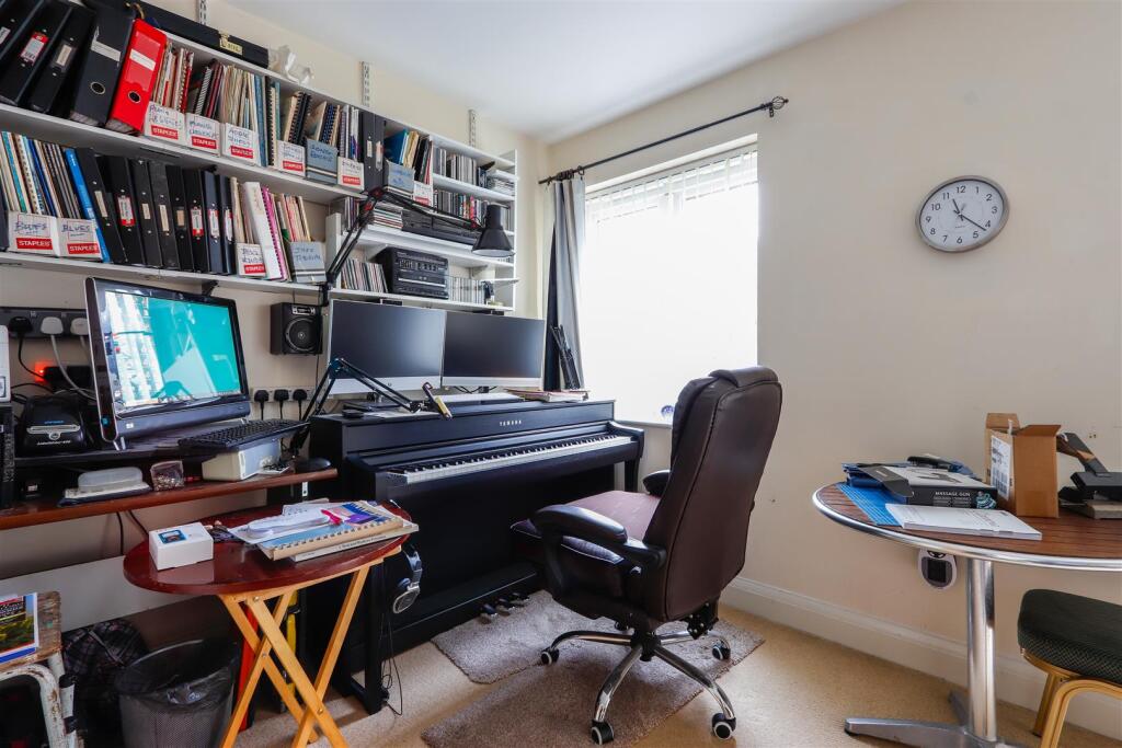 Additional image 11 of Glanfa Dafydd, Barry