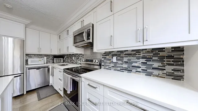 Additional image 15 of 110 Ling Rd Unit 17