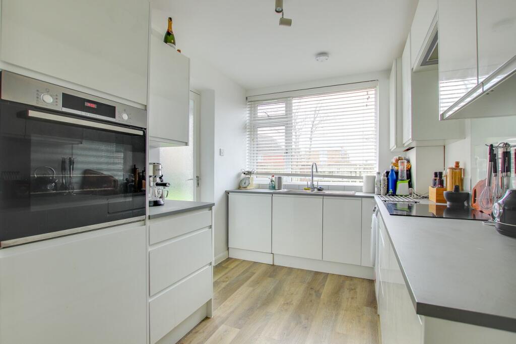 Additional image 14 of Marine Drive, Barton on Sea, New Milton, BH25