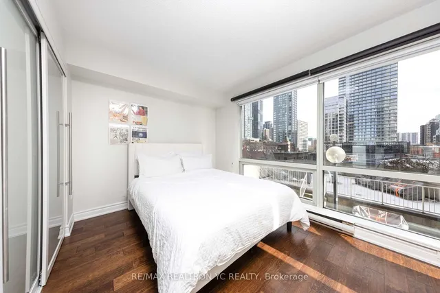 Additional image 16 of 1001 Bay St Unit 604