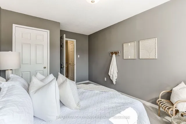 Additional image 23 of 29 Andona Cres