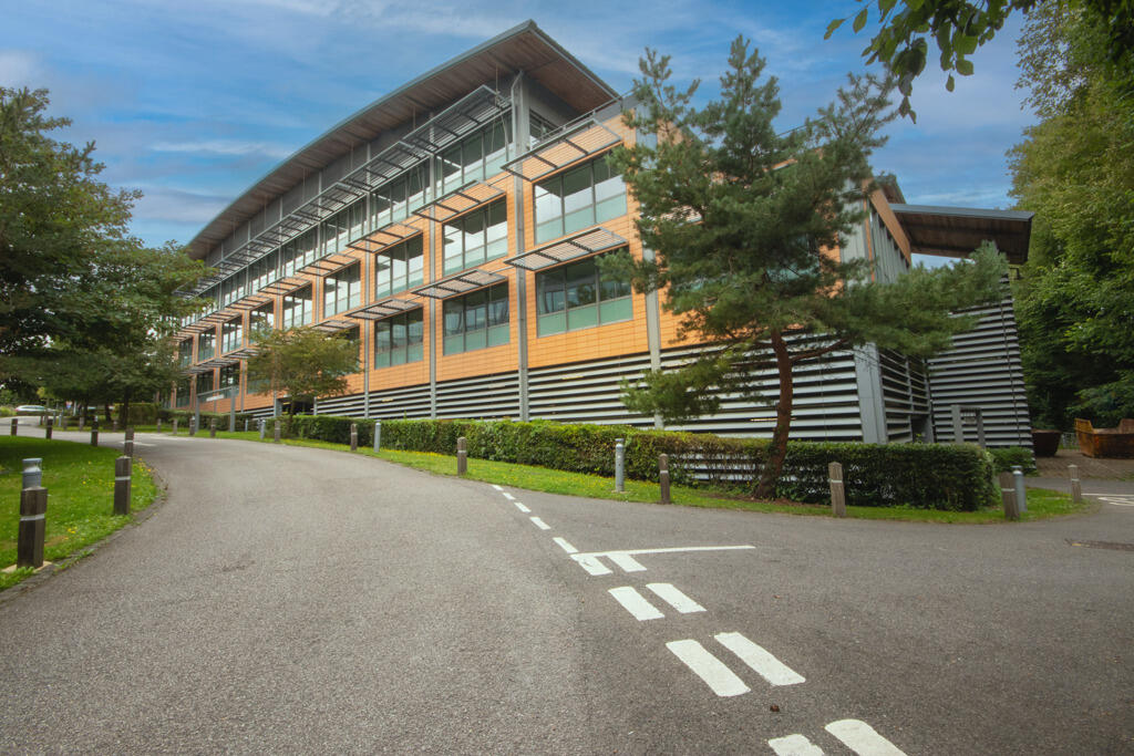 Additional image 3 of Two City Park, The Droveway, Hove BN3 7PZ