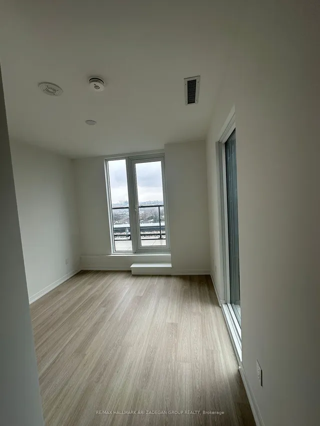 Additional image 8 of 500 Wilson Ave Unit *